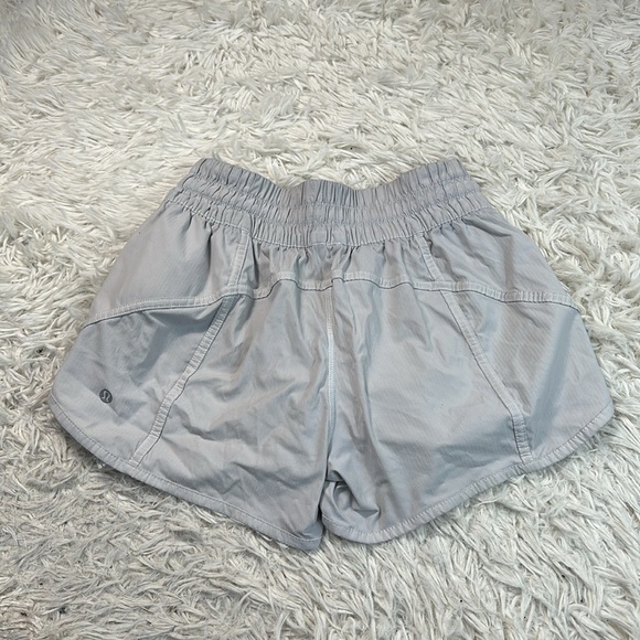 Lululemon Tracker Short V *4" White - Picture 5 of 5